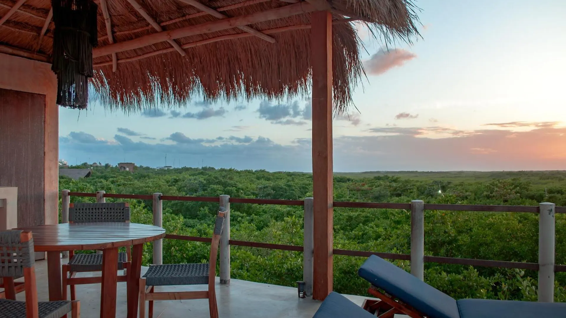 Caiman Habitat Tulum Beach, By Ahau Collection 5*,